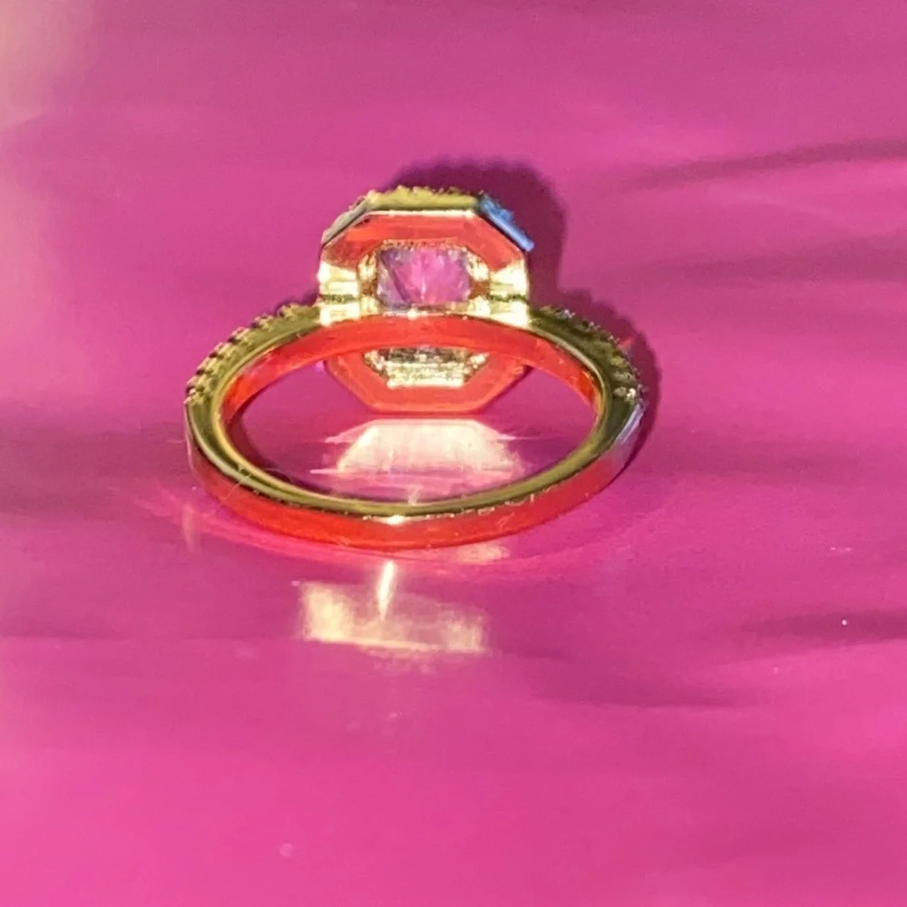 Gold Rhinestone Ring - Picture 3 of 5